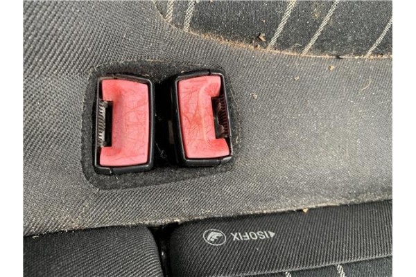 Recambio de anclaje cinturon trasero derecho para opel corsa d 1.2 referencia OEM IAM 13276908  