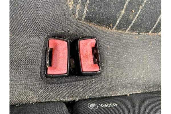Recambio de anclaje cinturon trasero derecho para opel corsa d 1.2 referencia OEM IAM 13276908  