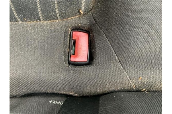Recambio de anclaje cinturon trasero izquierdo para opel corsa d 1.2 referencia OEM IAM 13274778  