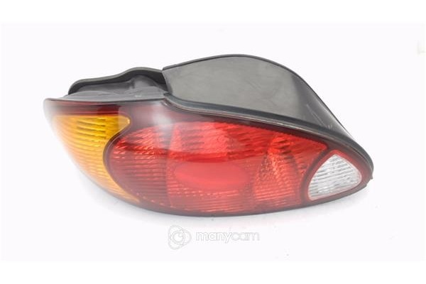 Recambio de piloto trasero izquierdo para hyundai lantra berlina (rd) 1.6 i referencia OEM IAM 9240129520  