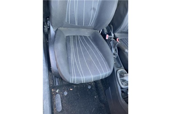Recambio de asiento delantero derecho para opel corsa d 1.2 referencia OEM IAM 2250328  