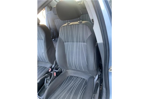 Recambio de asiento delantero izquierdo para opel corsa d 1.2 referencia OEM IAM 2250331  