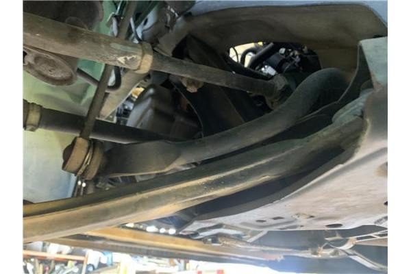 Recambio de barra estabilizadora delantero para opel corsa d 1.2 referencia OEM IAM 55700770  