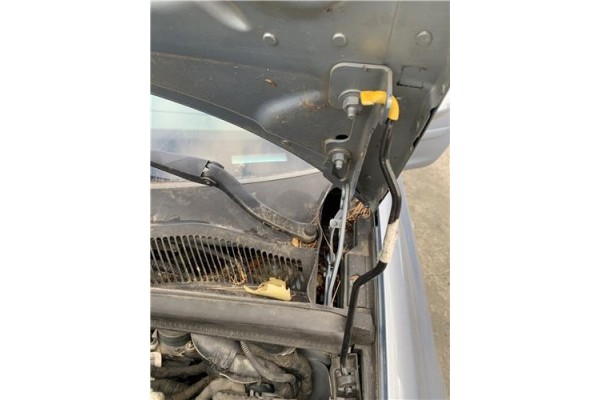 Recambio de bisagra capo izquierda para opel corsa d 1.2 referencia OEM IAM 13311902  