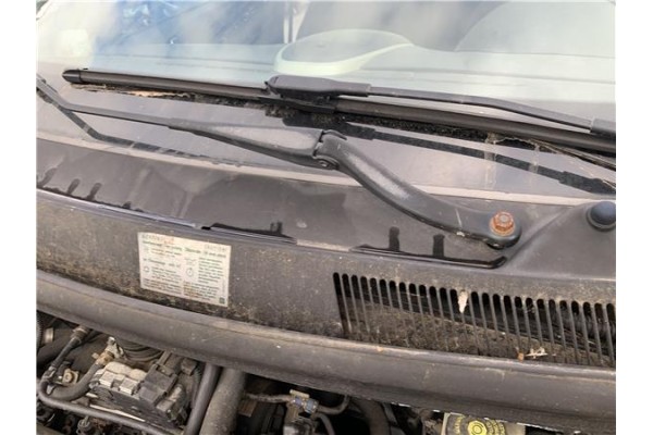 Recambio de brazo limpiaparabrisas delantero derecho para opel corsa d 1.2 referencia OEM IAM 13182326  