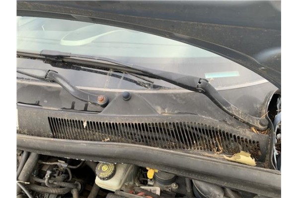 Recambio de brazo limpiaparabrisas delantero izquierdo para opel corsa d 1.2 referencia OEM IAM 13284136  