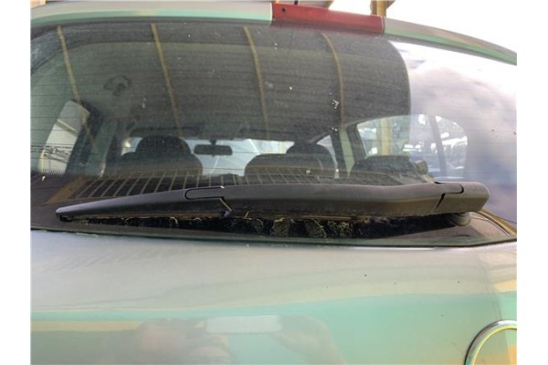 Recambio de brazo limpiaparabrisas trasero para opel corsa d 1.2 referencia OEM IAM 55703093  
