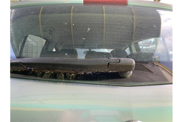 Recambio de brazo limpiaparabrisas trasero para opel corsa d 1.2 referencia OEM IAM 55703093  