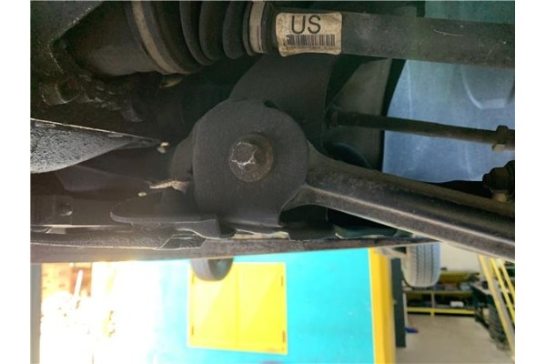 Recambio de brazo suspension delantero izquierdo para opel corsa d 1.2 referencia OEM IAM 01056655703230C258  