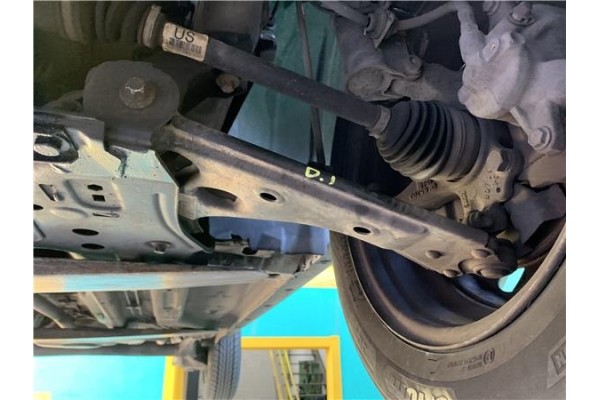 Recambio de brazo suspension delantero izquierdo para opel corsa d 1.2 referencia OEM IAM 01056655703230C258  