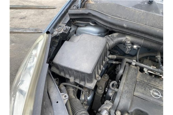 Recambio de carcasa filtro aire para opel corsa d 1.2 referencia OEM IAM 55557185  