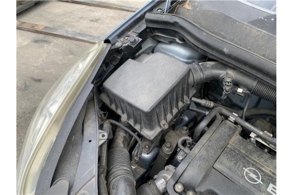 Recambio de carcasa filtro aire para opel corsa d 1.2 referencia OEM IAM 55557185  