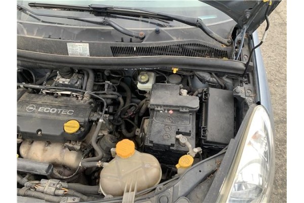 Recambio de centralita para opel corsa d 1.2 referencia OEM IAM 55557935  