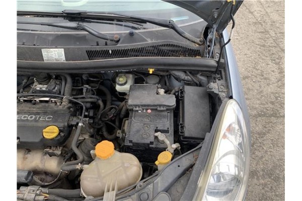 Recambio de centralita para opel corsa d 1.2 referencia OEM IAM 55557935  