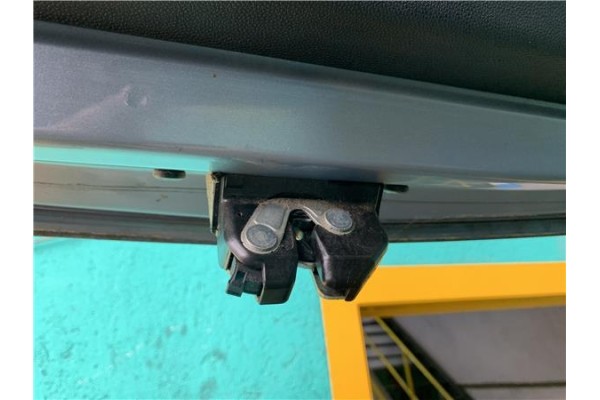 Recambio de cierre electromagnetico porton para opel corsa d 1.2 referencia OEM IAM 55701971  