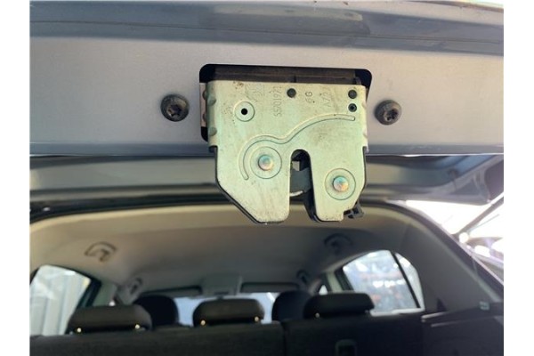 Recambio de cierre electromagnetico porton para opel corsa d 1.2 referencia OEM IAM 55701971  