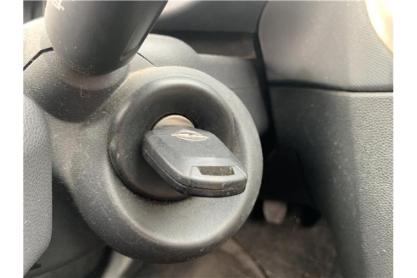 Recambio de clausor para opel corsa d 1.2 referencia OEM IAM 93181728  