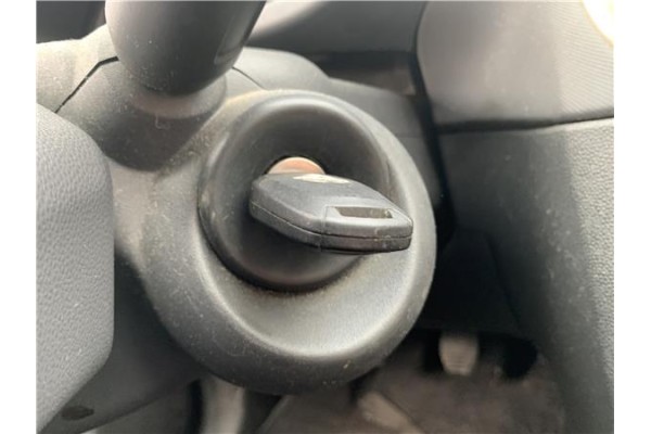 Recambio de clausor para opel corsa d 1.2 referencia OEM IAM 93181728  