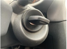 Recambio de clausor para opel corsa d 1.2 referencia OEM IAM 93181728  