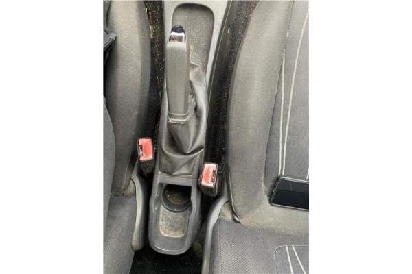 Recambio de consola para opel corsa d 1.2 referencia OEM IAM 13184076  