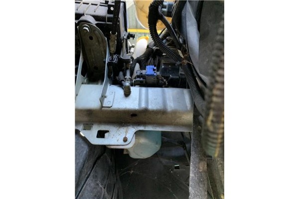 Recambio de deposito limpiaparabrisas para opel corsa d 1.2 referencia OEM IAM 55702892  