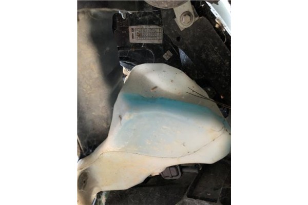 Recambio de deposito limpiaparabrisas para opel corsa d 1.2 referencia OEM IAM 55702892  