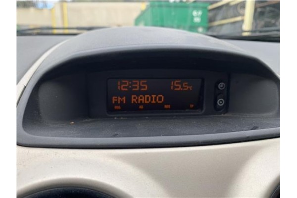 Recambio de display para opel corsa d 1.2 referencia OEM IAM 13209460  