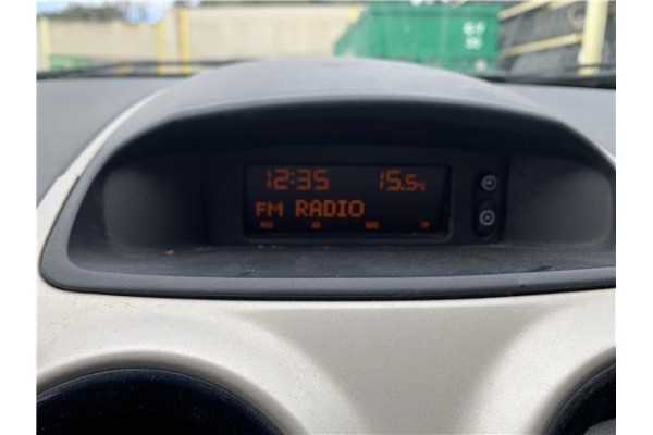 Recambio de display para opel corsa d 1.2 referencia OEM IAM 13209460  