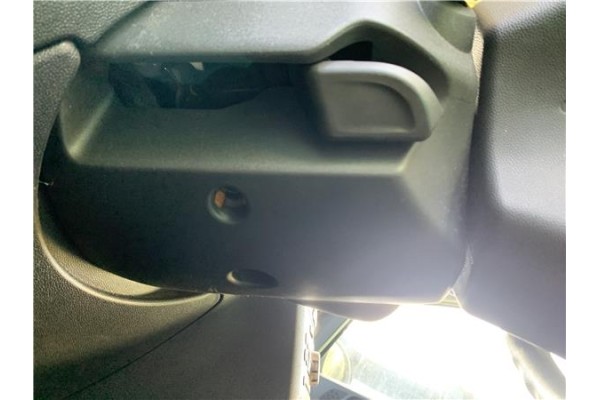 Recambio de embellecedor columna direccion para opel corsa d 1.2 referencia OEM IAM 13205061  