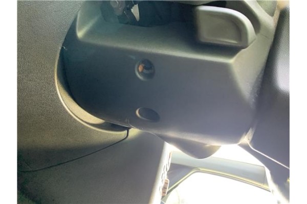 Recambio de embellecedor columna direccion para opel corsa d 1.2 referencia OEM IAM 13205061  
