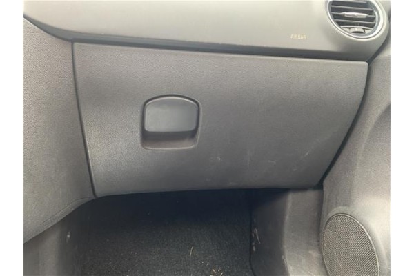 Recambio de guantera salpicadero para opel corsa d 1.2 referencia OEM IAM 13205097  