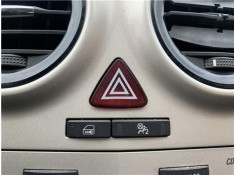 Recambio de interruptor luces emergencia para opel corsa d 1.2 referencia OEM IAM 13189529  