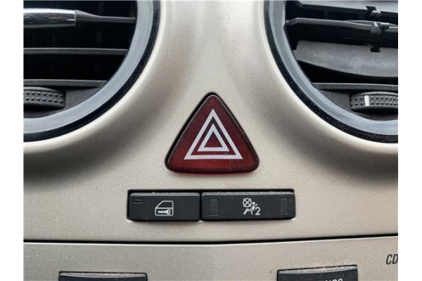 Recambio de interruptor luces emergencia para opel corsa d 1.2 referencia OEM IAM 13189529  