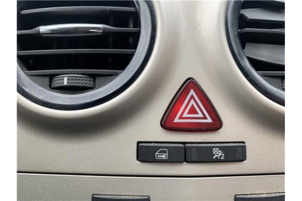Recambio de interruptor luces emergencia para opel corsa d 1.2 referencia OEM IAM 13189529  