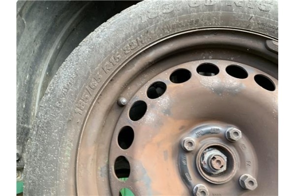 Recambio de llanta para opel corsa d 1.2 referencia OEM IAM 2150173 13211897 