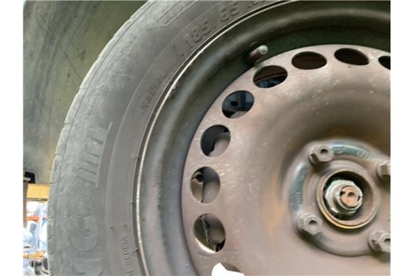 Recambio de llanta para opel corsa d 1.2 referencia OEM IAM 2150173 13211897 