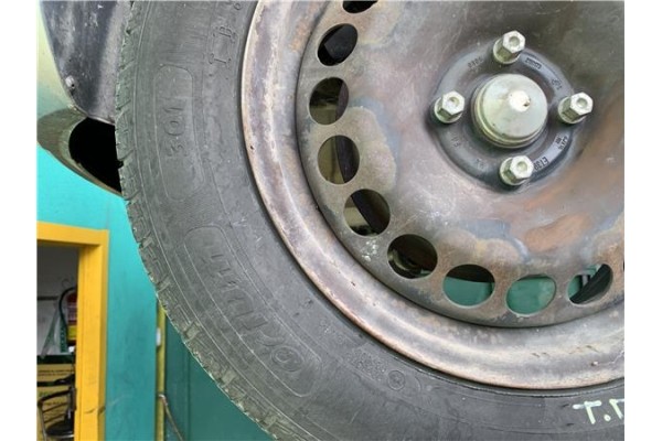 Recambio de llanta para opel corsa d 1.2 referencia OEM IAM 2150173 13211897 