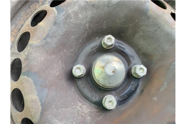 Recambio de llanta para opel corsa d 1.2 referencia OEM IAM 2150173 13211897 