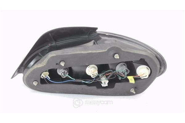 Recambio de piloto trasero izquierdo para hyundai lantra berlina (rd) 1.6 i referencia OEM IAM 9240129520  