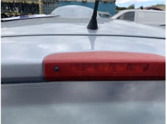 Recambio de luz central de freno para opel corsa d 1.2 referencia OEM IAM 13188045  