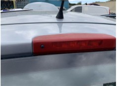Recambio de luz central de freno para opel corsa d 1.2 referencia OEM IAM 13188045  