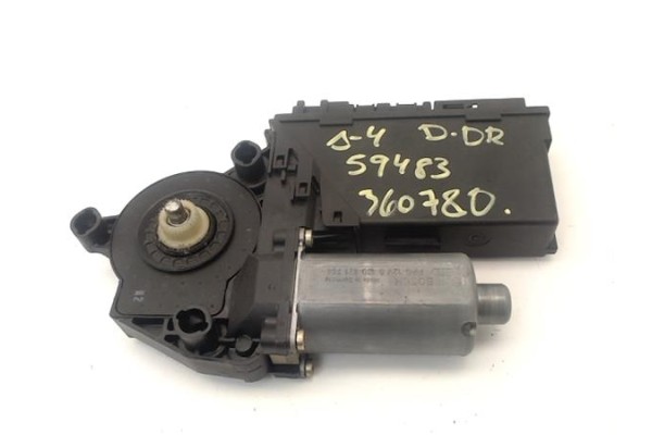Recambio de motor elevalunas delantero derecho para audi a4 avant (8e) 1.9 tdi (96kw) referencia OEM IAM   