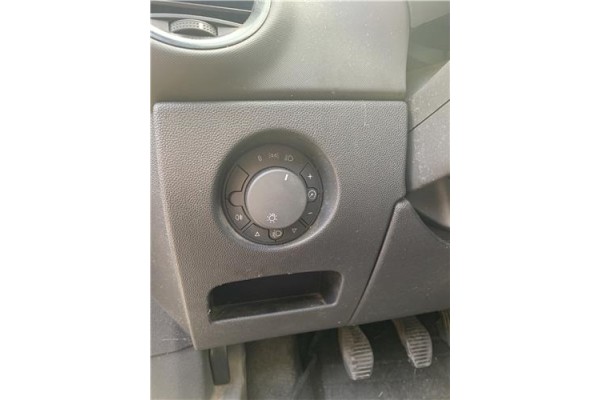Recambio de mando de luces para opel corsa d 1.2 referencia OEM IAM 13249396EA  