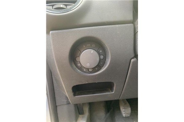 Recambio de mando de luces para opel corsa d 1.2 referencia OEM IAM 13249396EA  