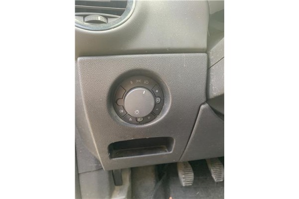 Recambio de mando de luces para opel corsa d 1.2 referencia OEM IAM 13249396EA  