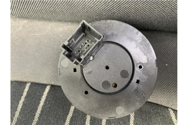 Recambio de mando de luces para opel corsa d 1.2 referencia OEM IAM 13249396EA  