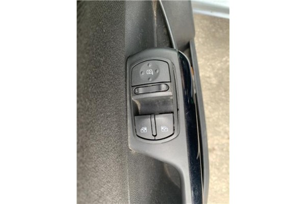 Recambio de mando elevalunas delantero izquierdo para opel corsa d 1.2 referencia OEM IAM 13258521AA 315625731 