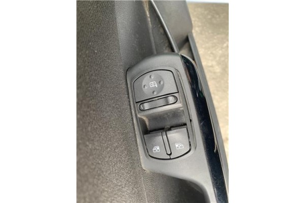Recambio de mando elevalunas delantero izquierdo para opel corsa d 1.2 referencia OEM IAM 13258521AA 315625731 