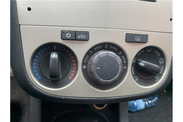 Recambio de mandos climatizador para opel corsa d 1.2 referencia OEM IAM 13330680  