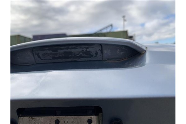 Recambio de maneta exterior porton para opel corsa d 1.2 referencia OEM IAM 13188288  